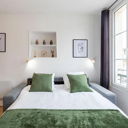 Coeur De Fontainebleau: Confort, Calme & Debit Apartment