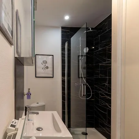 Apartamento Coeur De Fontainebleau: Confort, Calme & Debit Fontainebleau