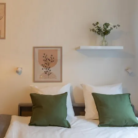 Apartment Coeur De Fontainebleau: Confort, Calme & Debit *