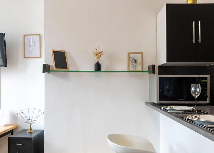 Appartement Cœur De Fontainebleau: Confort, Calme&haut Débit *